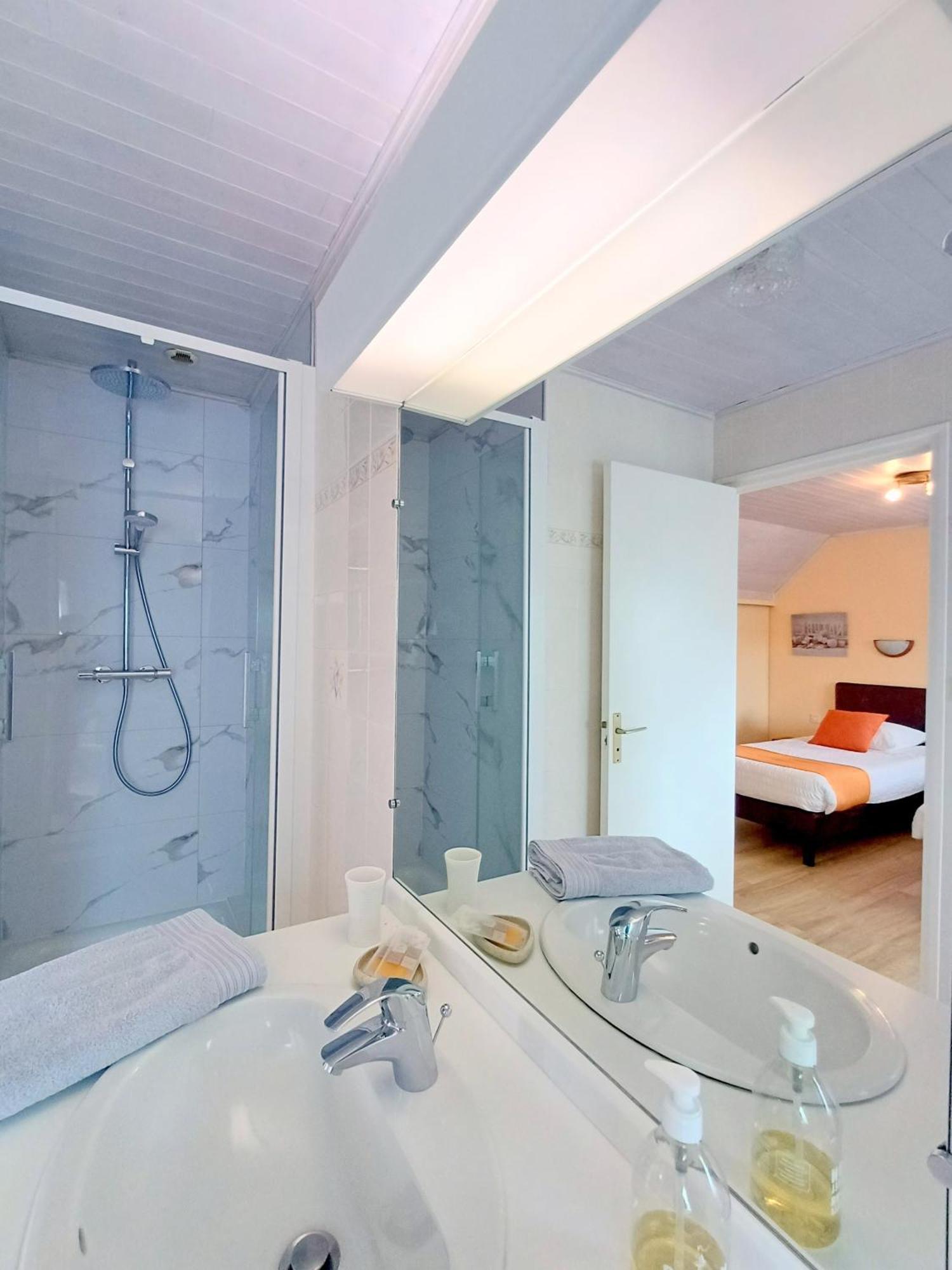 Au Calme A 10Mn Des Baies De Douarnenez Et Audierne Avec Cuisine A Disposition Mahalon Exterior foto