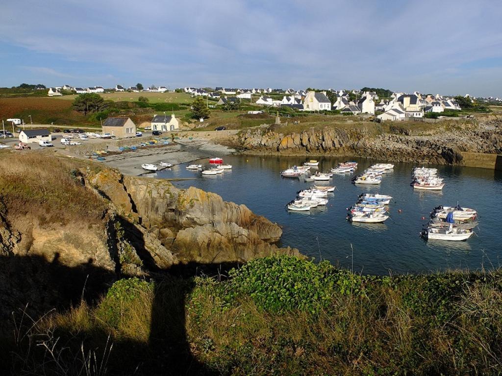 Au Calme A 10Mn Des Baies De Douarnenez Et Audierne Avec Cuisine A Disposition Mahalon Exterior foto