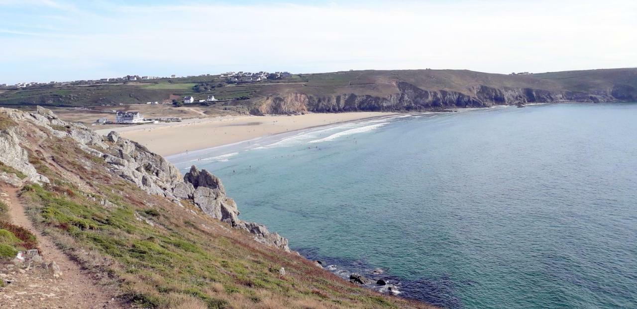 Au Calme A 10Mn Des Baies De Douarnenez Et Audierne Avec Cuisine A Disposition Mahalon Exterior foto